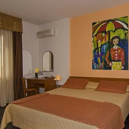 Scandinavia Hotel